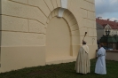 Poświęcenie odnowionej dzwonnicy